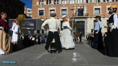 FESTIVAL DE GIGANTES SEMANA MODERNISTA DE TERUEL