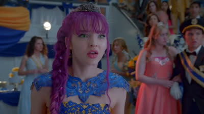 Descendants 2-Uma Vs Mal Fight