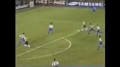 Ronaldo Nazario's 17th goal with Brazil vs. Paraguay
