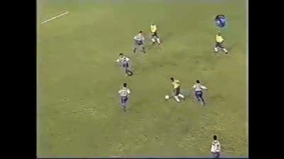 Ronaldo Nazario's 18th goal with Brazil vs. Paraguay