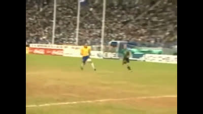 24ème but de Ronaldo Nazario pour le Brésil contre l'Australie