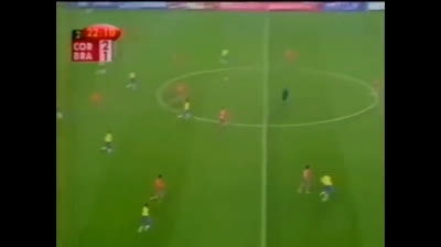 O 48º gol de Ronaldo Nazário pelo Brasil contra a Coreia do Sul